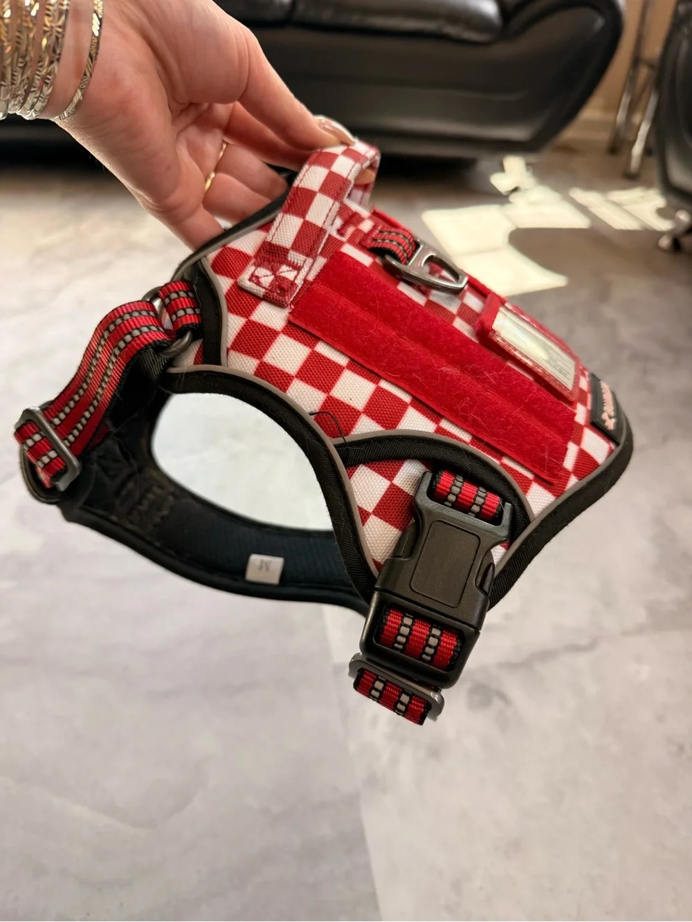 N/A stylish red